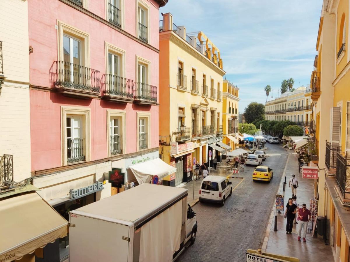 Homeyseville- Bright Apartment At Santa Cruz 6 Pax, Parking Optional Kültér fotó