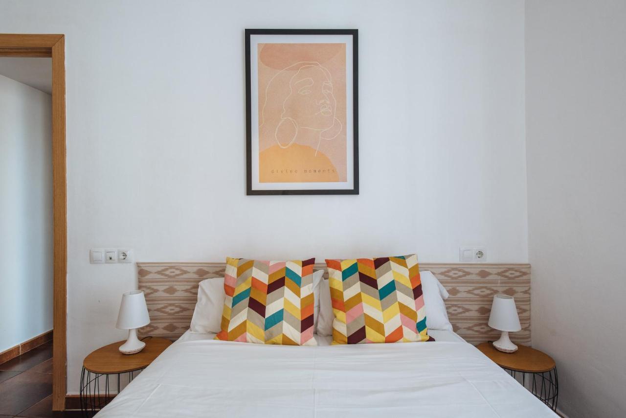 Homeyseville- Bright Apartment At Santa Cruz 6 Pax, Parking Optional Kültér fotó