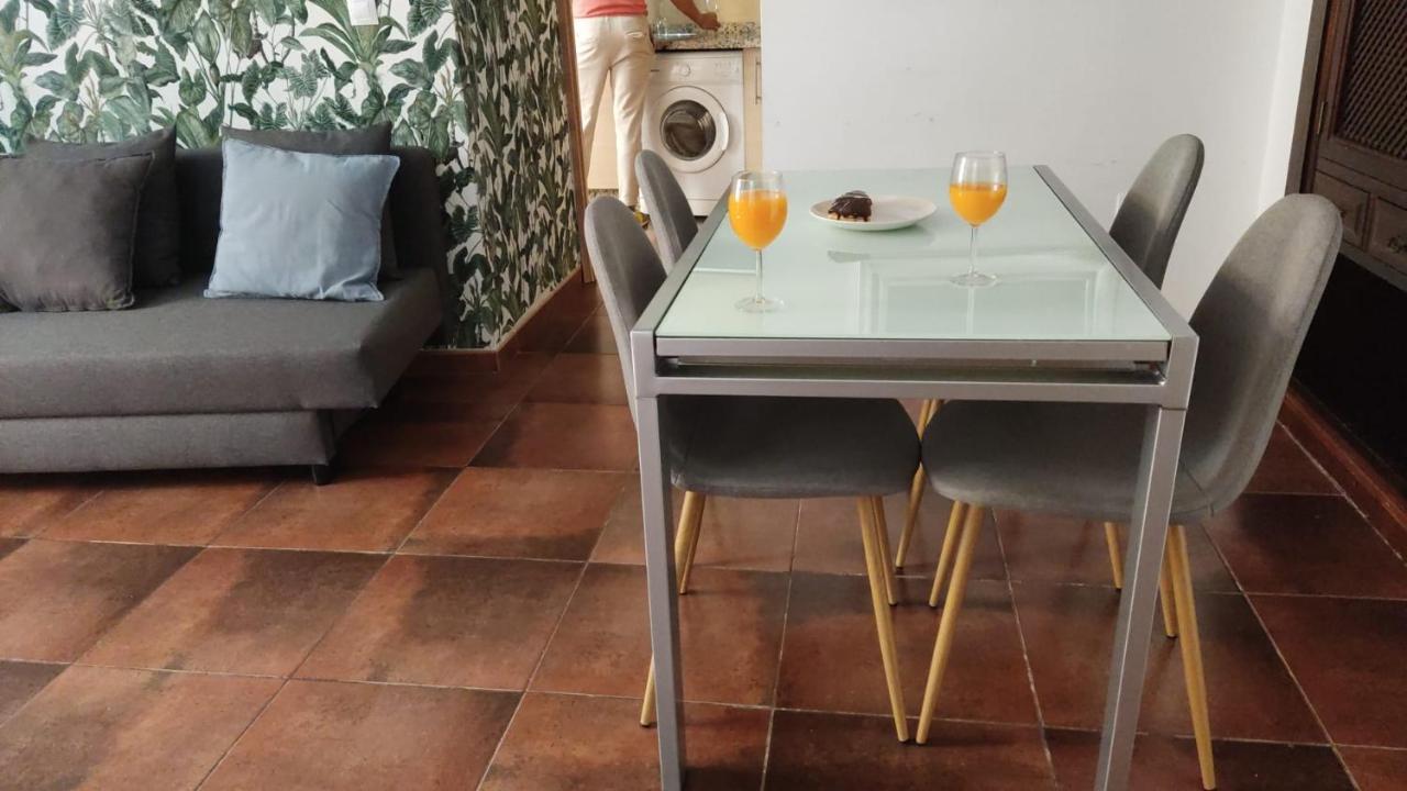 Homeyseville- Bright Apartment At Santa Cruz 6 Pax, Parking Optional Kültér fotó