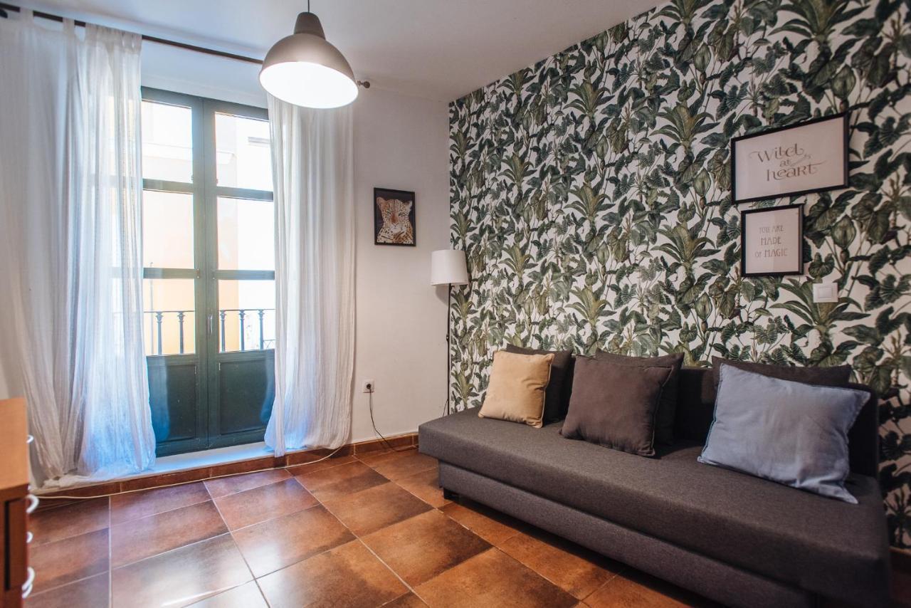 Homeyseville- Bright Apartment At Santa Cruz 6 Pax, Parking Optional Kültér fotó