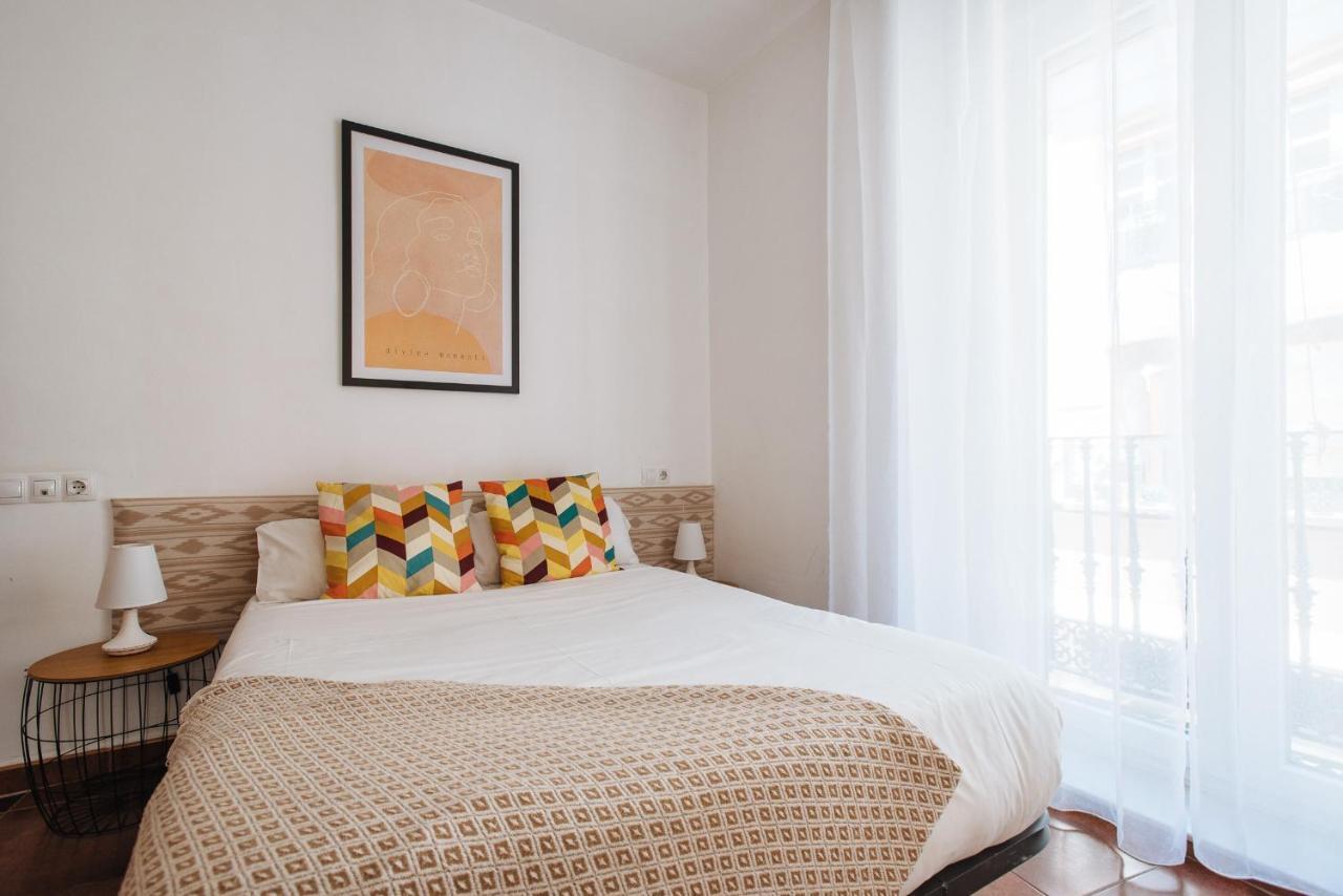 Homeyseville- Bright Apartment At Santa Cruz 6 Pax, Parking Optional Kültér fotó
